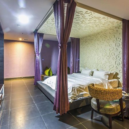 Qingdao Heng Bo Hotel Екстериор снимка